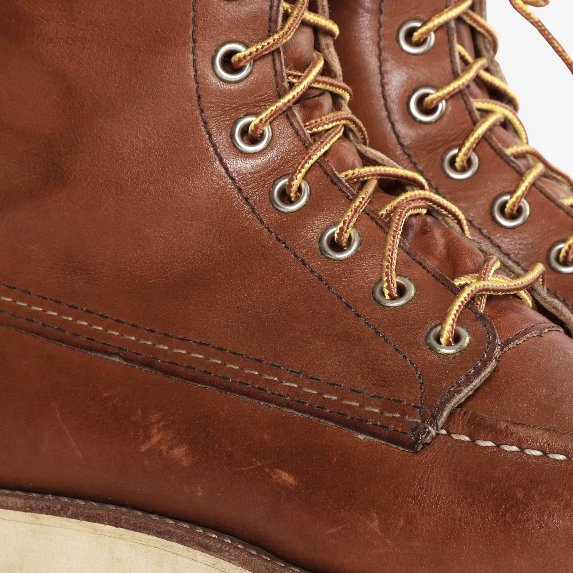 877 Classic Moc Toe Boots - Image 6