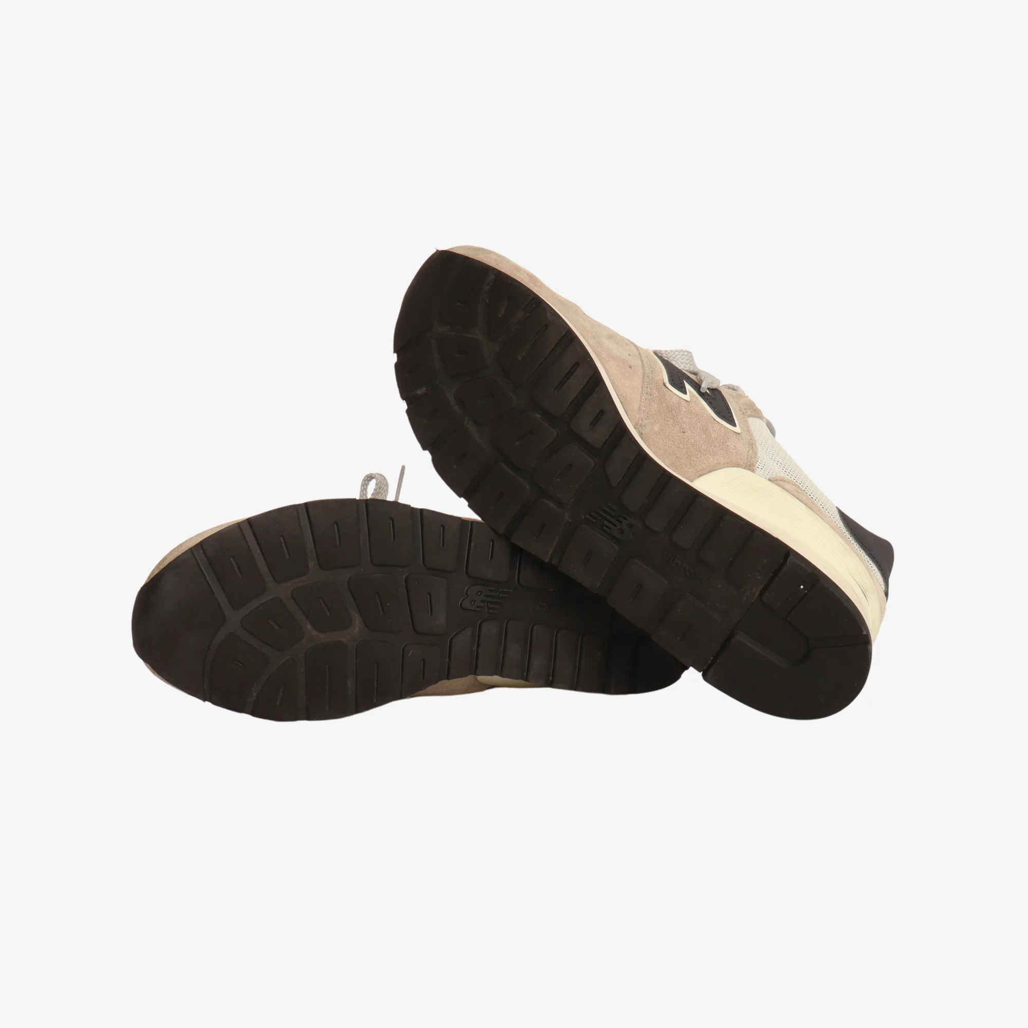 M995 Sneaker - Image 4