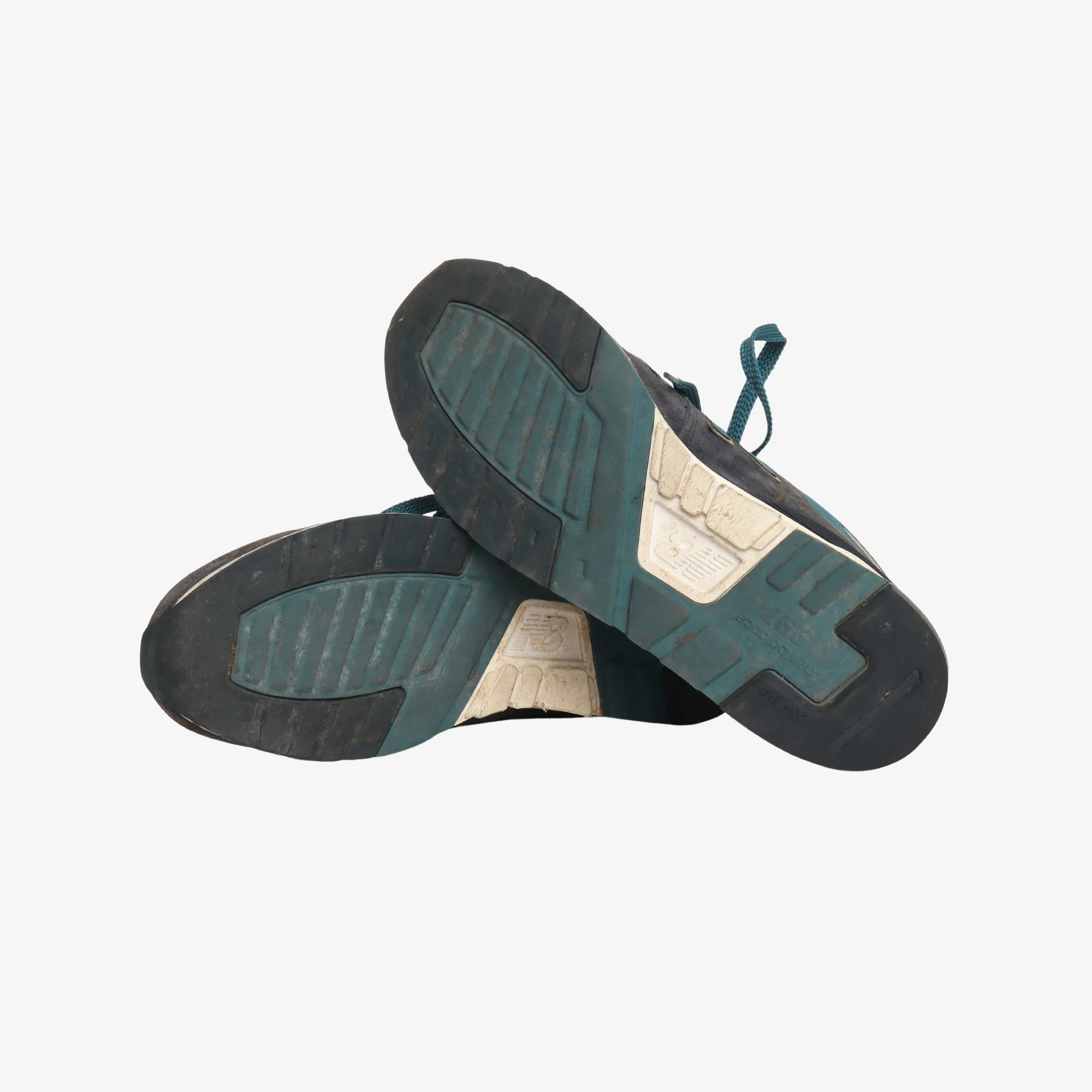 M9977CEF Sneaker - Image 4