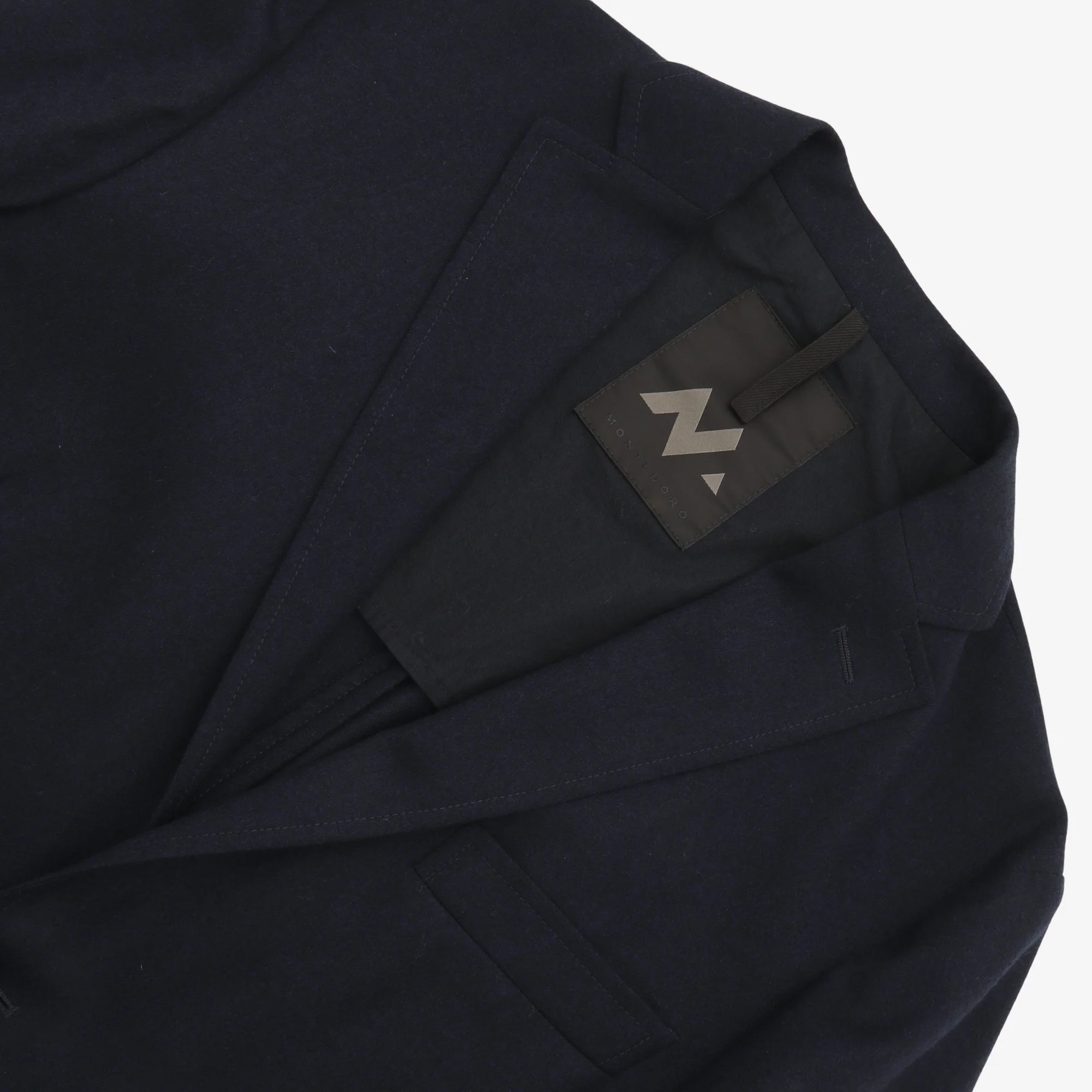 Urban Traveller Suit - Image 3